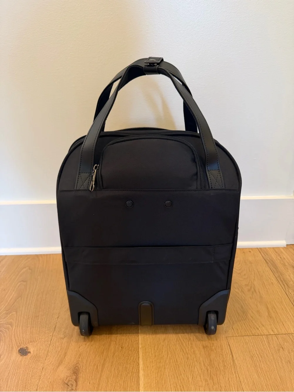 Kroser Black Quilted Carry-On Rolling Suitcase
